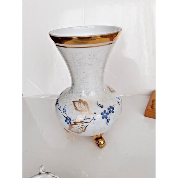 Three Footed French Frosted Glass Vase with Gold Gilding & Painted Florals MCM - Picture 13 of 13